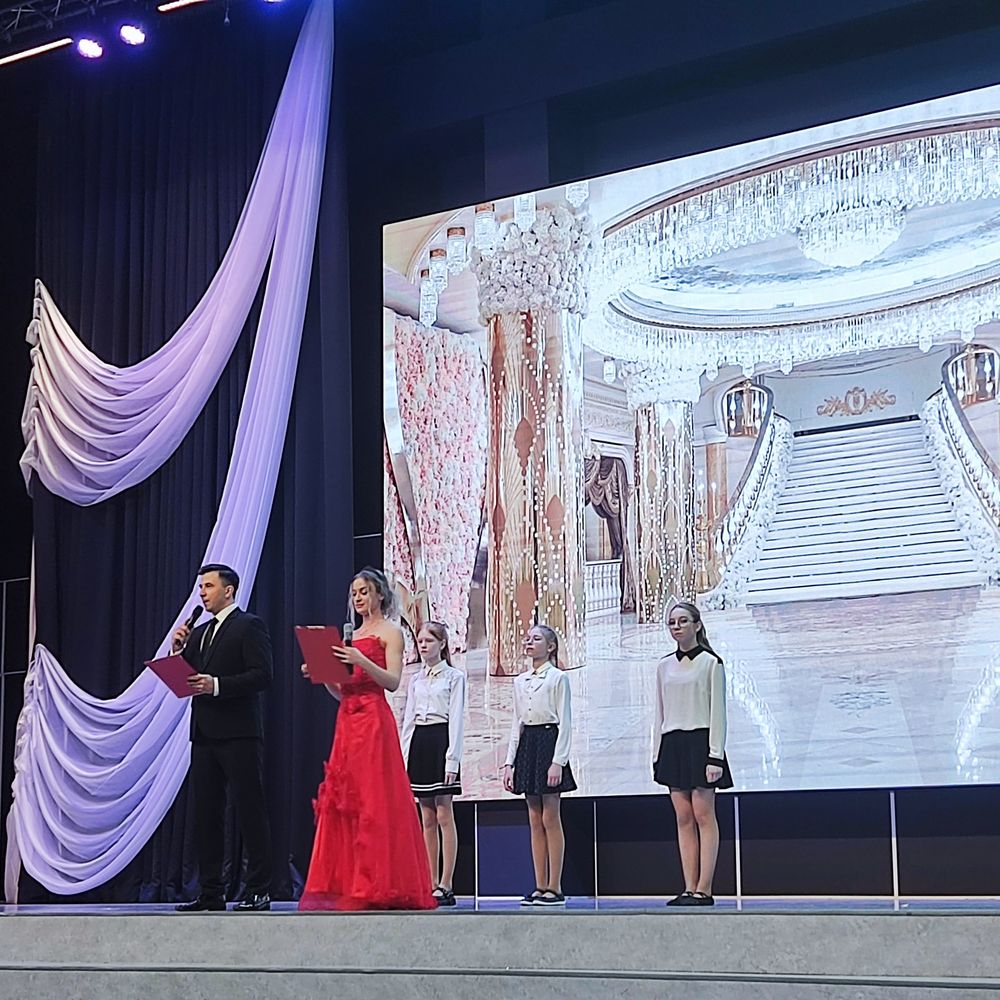24.04.2025 обучающиеся нашей школы приняли участие в большом районном концерте к 80-летию Победы в Великой Отечественной войне